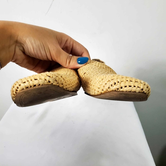 Zara Natural Colored Braided Hand Woven Flat Shoes - Picture 12 of 13